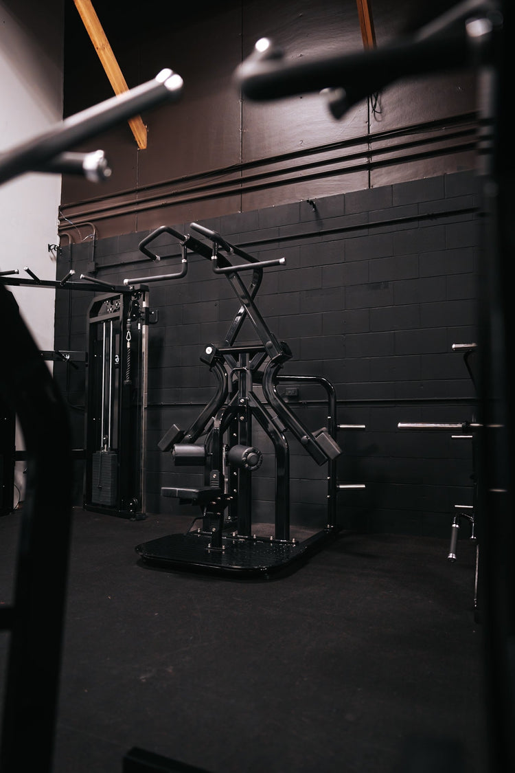 Scissor Style Lat Pulldown - Recon Health & Fitness