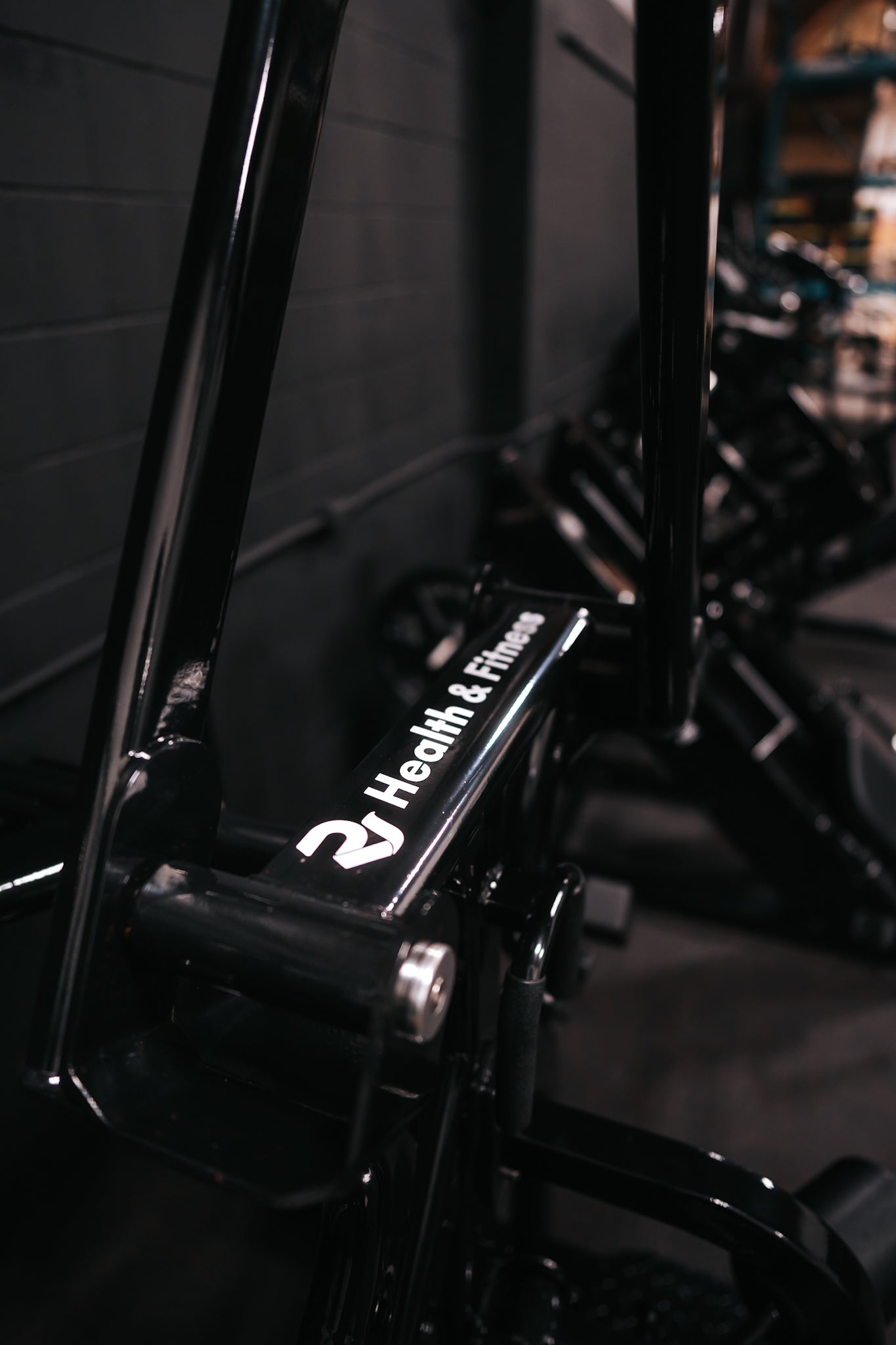 Scissor Style Lat Pulldown - Recon Health & Fitness